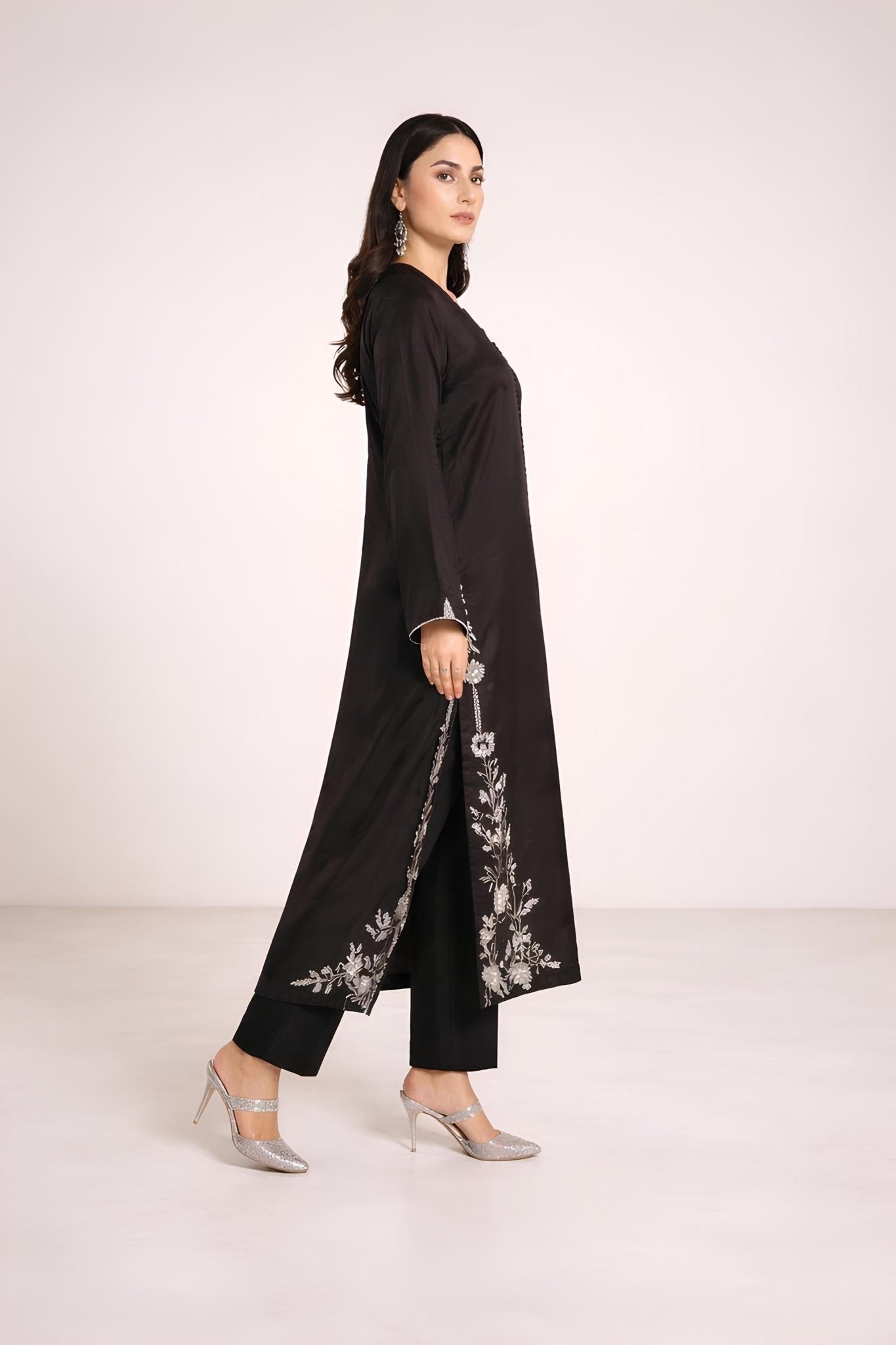 FLORAL HERITAGE SET embroidered kurta in XS – Subahstore South Asian fashion