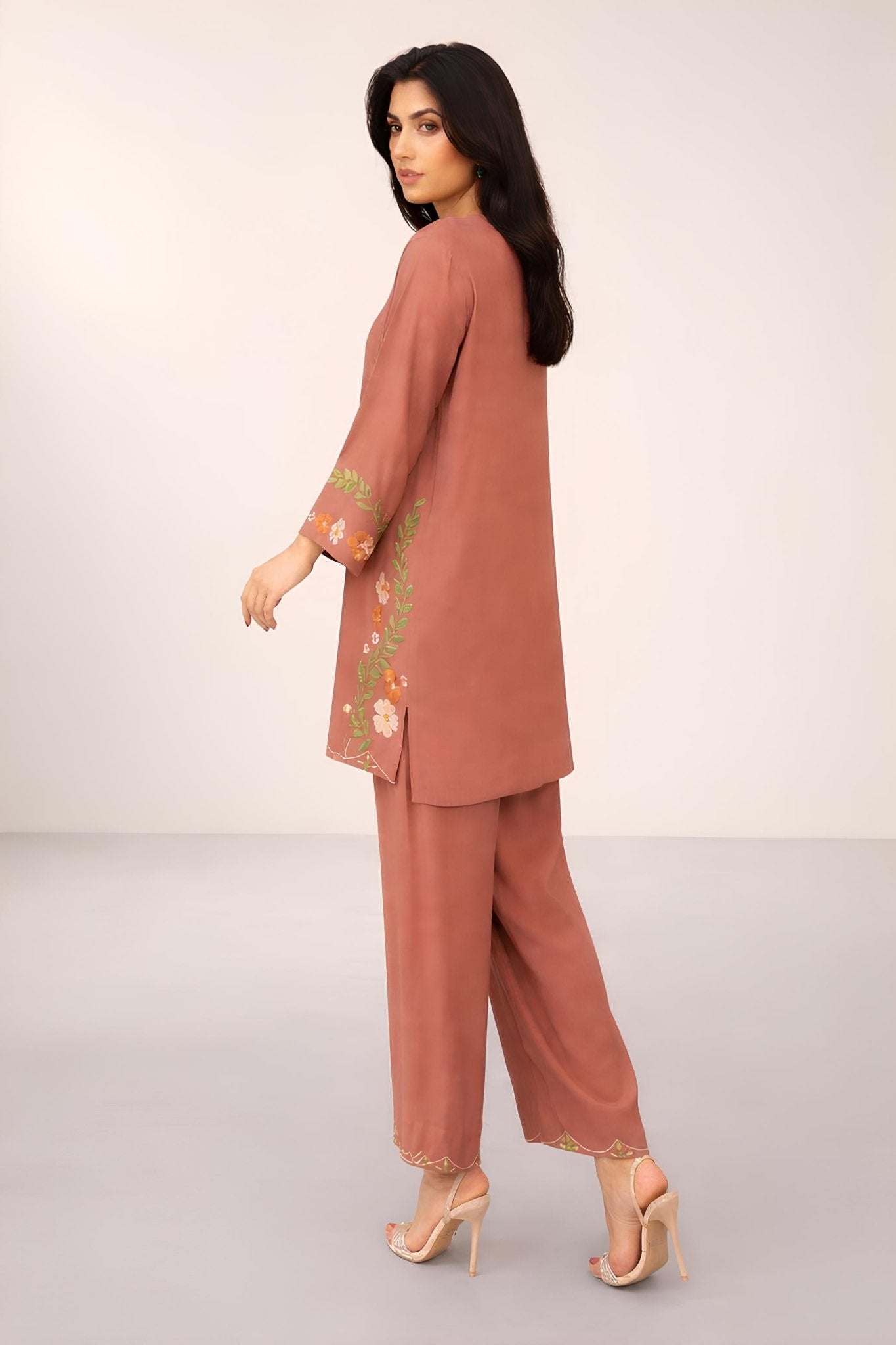 MOCHA SET embroidered kurta in XS – Subahstore South Asian fashion