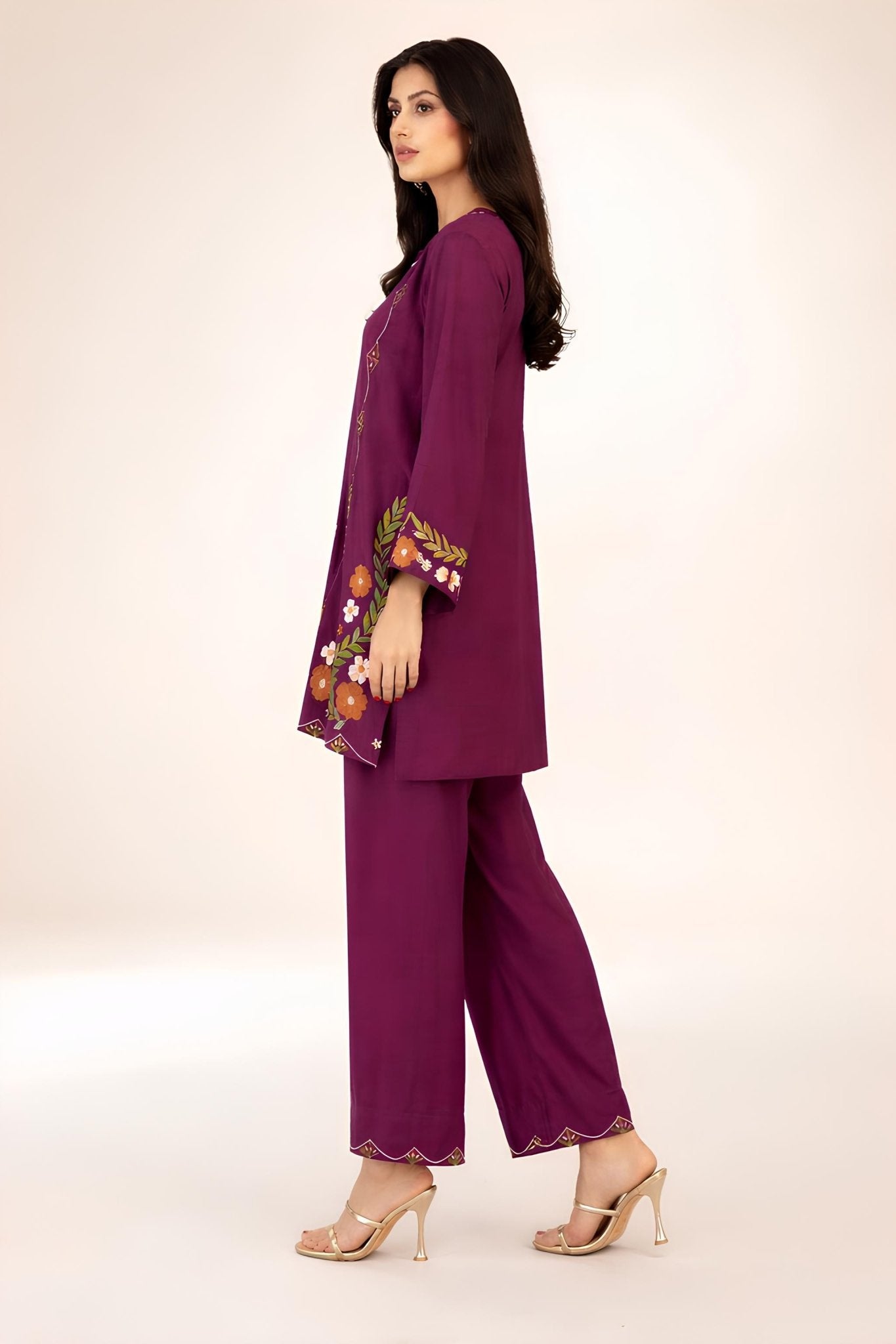 PURPLE KHADI SET embroidered kurta in XS – Subahstore South Asian fashion