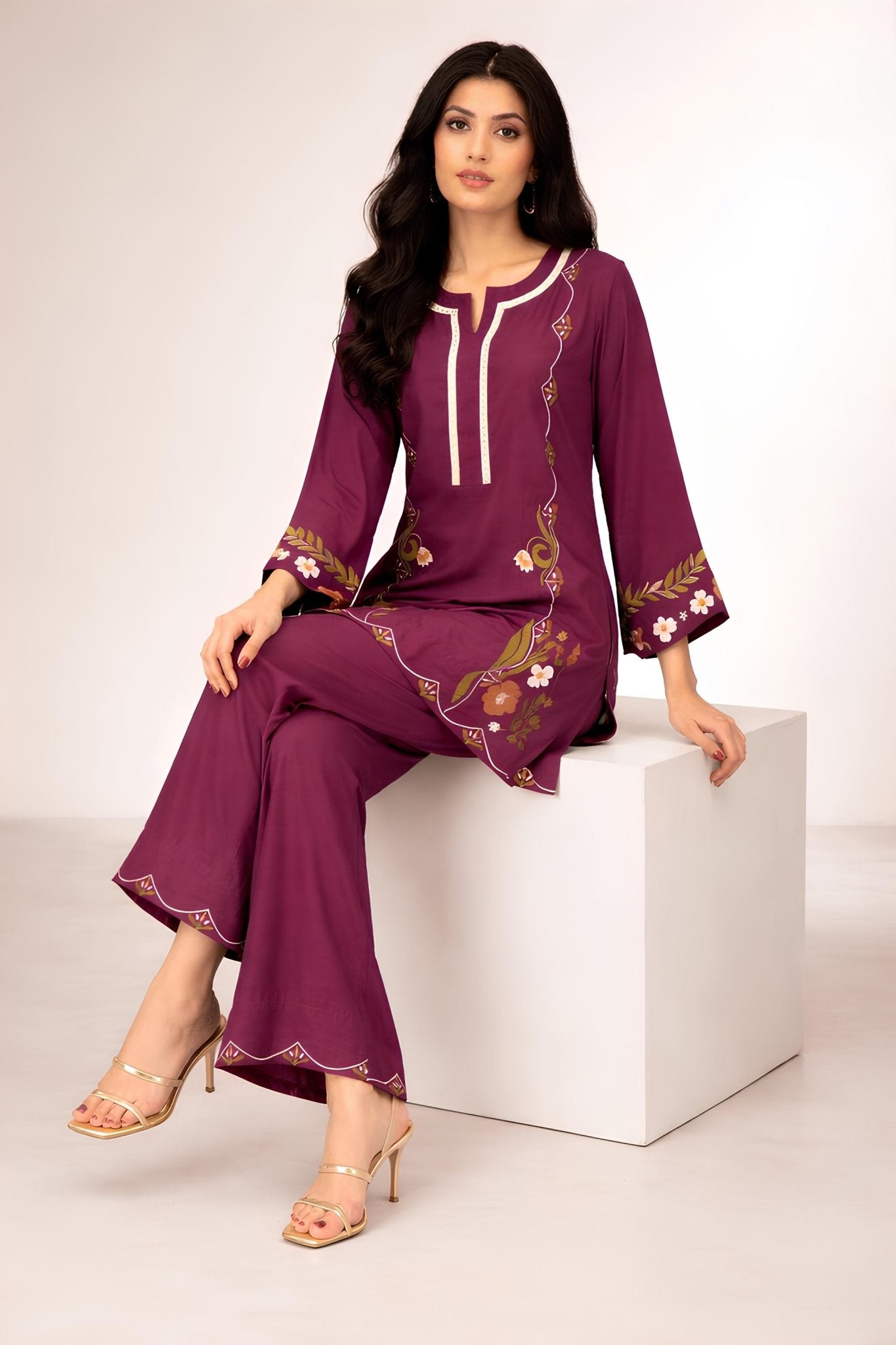 PURPLE KHADI SET embroidered kurta in XS – Subahstore South Asian fashion
