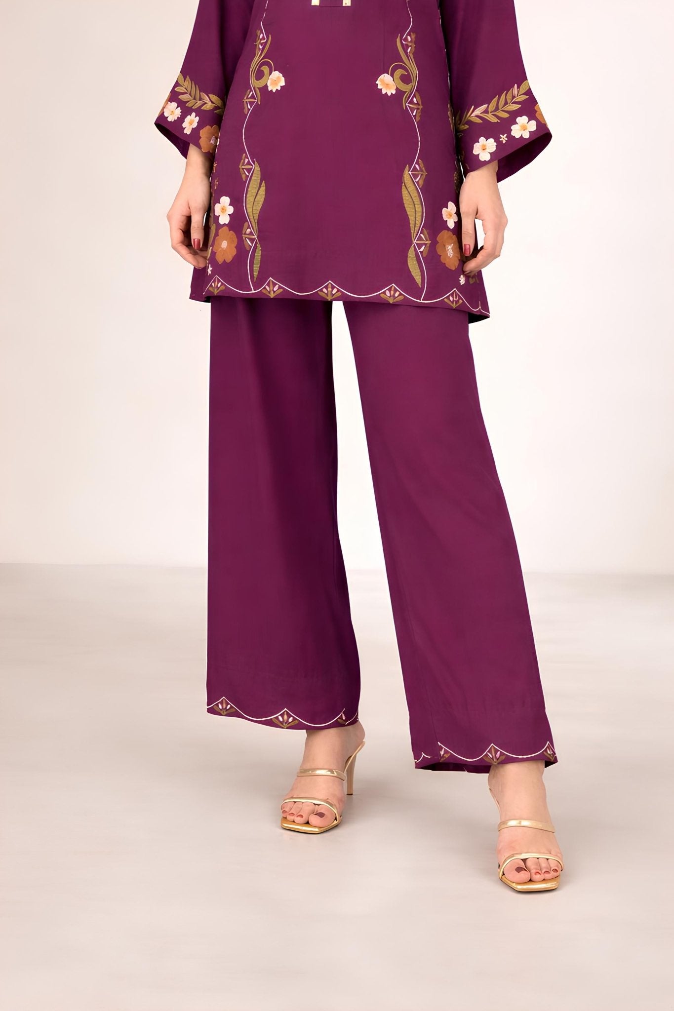 PURPLE KHADI SET embroidered kurta in XS – Subahstore South Asian fashion