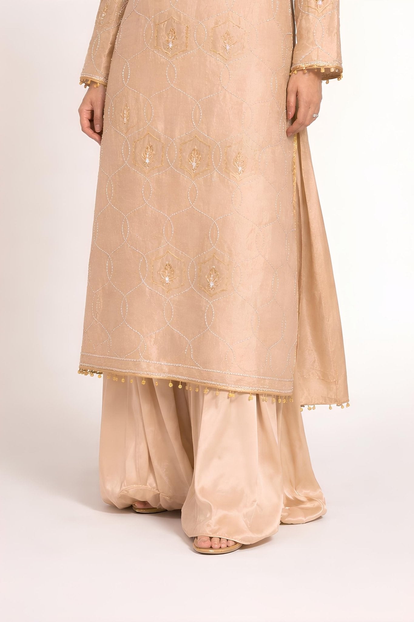 SHAMOZ DESIGNER SET embroidered kurta in XS – Subahstore South Asian fashion